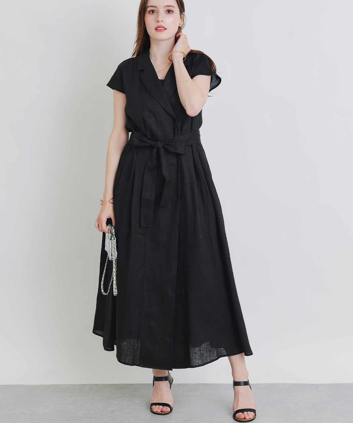 model：H160　着用サイズ：M　ブラック