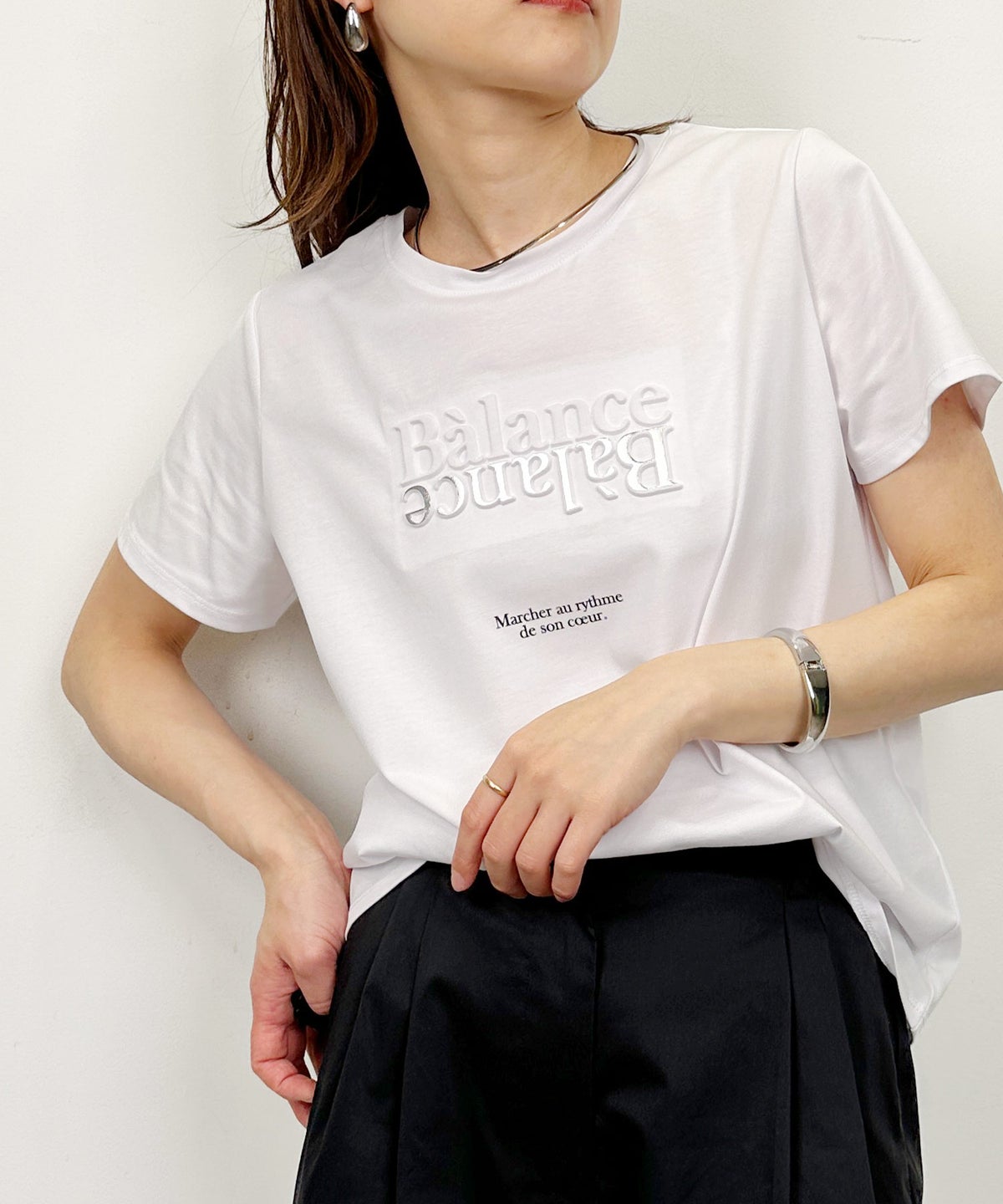 model：H164　着用サイズ：M　オフホワイト