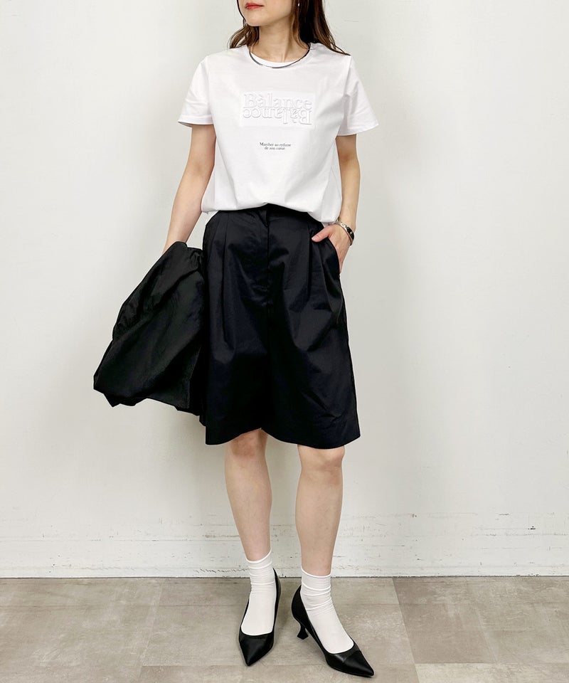 model：H164　着用サイズ：M　オフホワイト