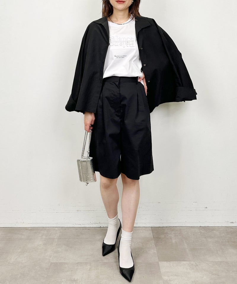 model：H164　着用サイズ：M　オフホワイト