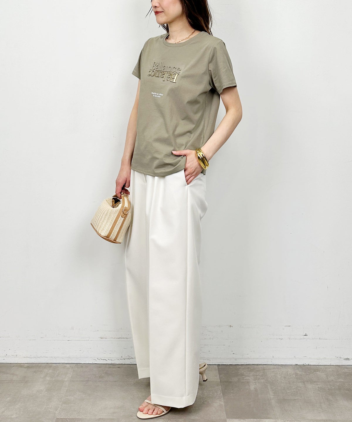 model：H164　着用サイズ：M　カーキ