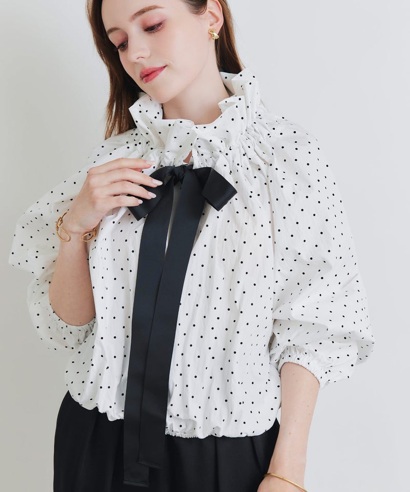 model：H160　着用サイズ：M　ホワイト系その他