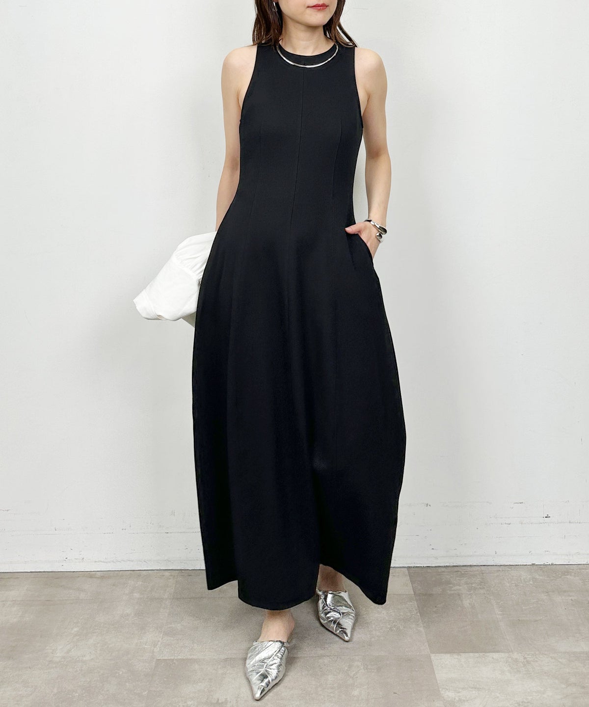 model：H164　着用サイズ：M　ブラック