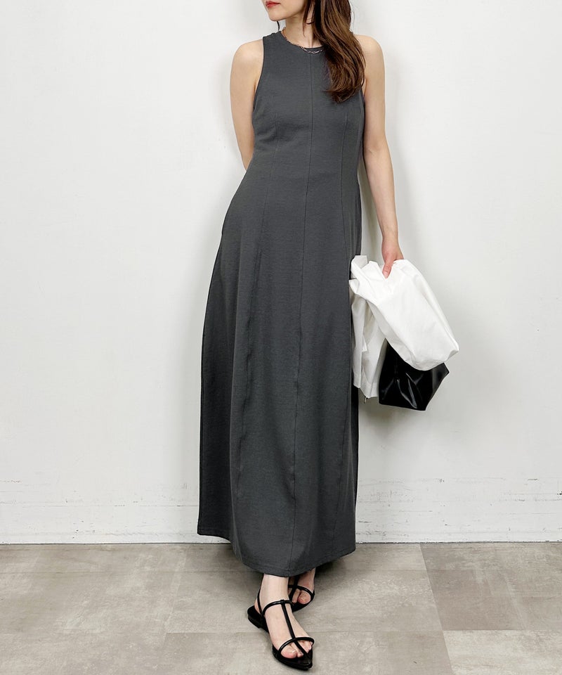 model：H164　着用サイズ：M　グレー