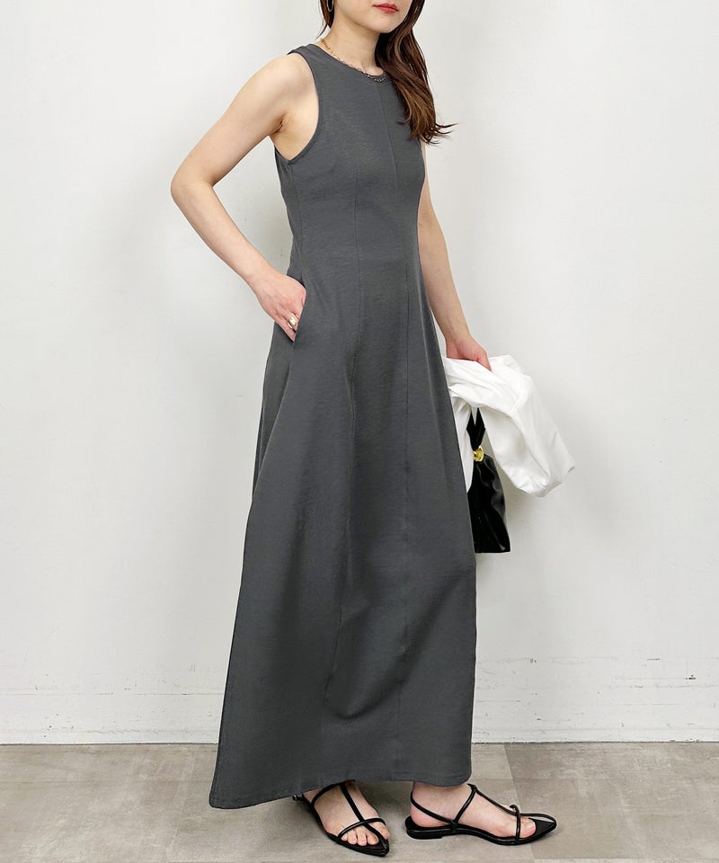 model：H164　着用サイズ：M　グレー