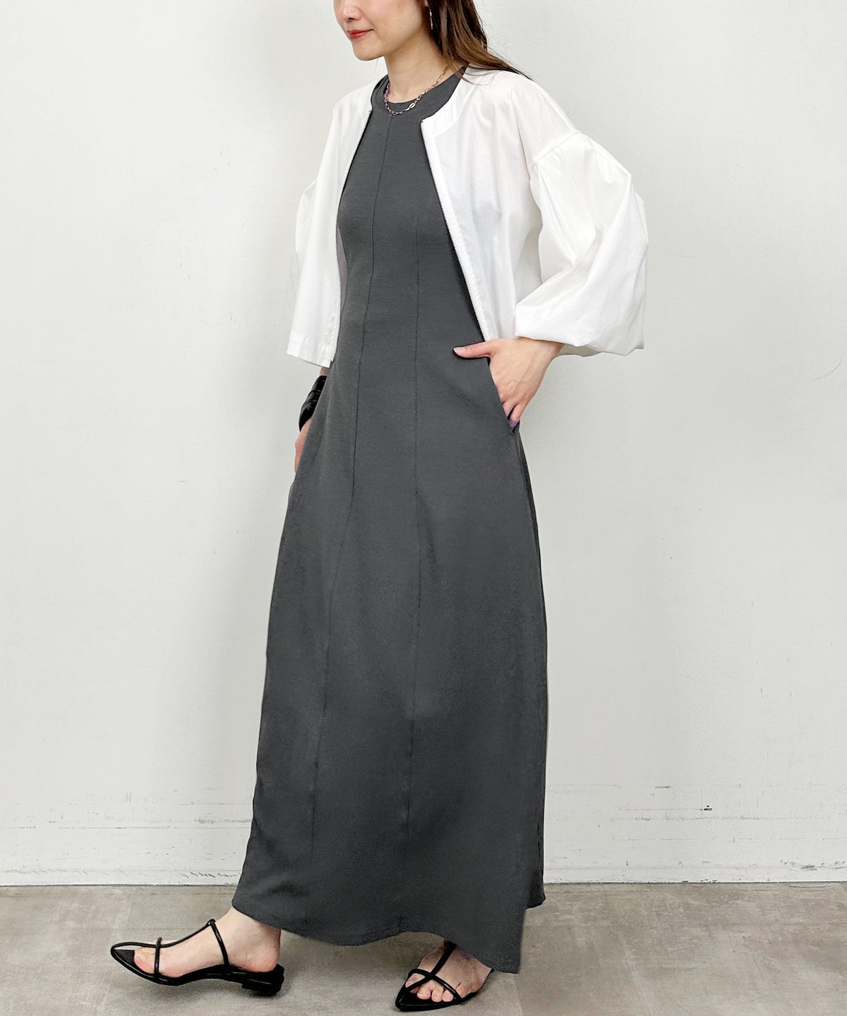 model：H164　着用サイズ：M　グレー