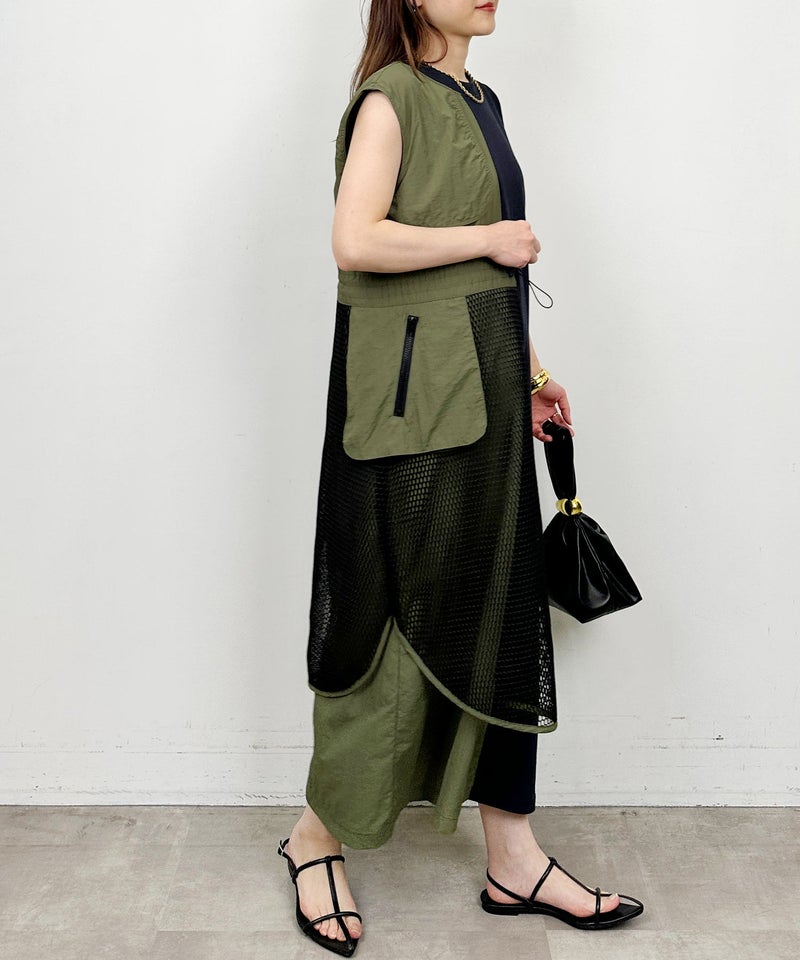 model：H164　着用サイズ：M　ネイビー