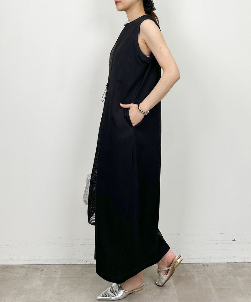 model：H164　着用サイズ：M　ブラック