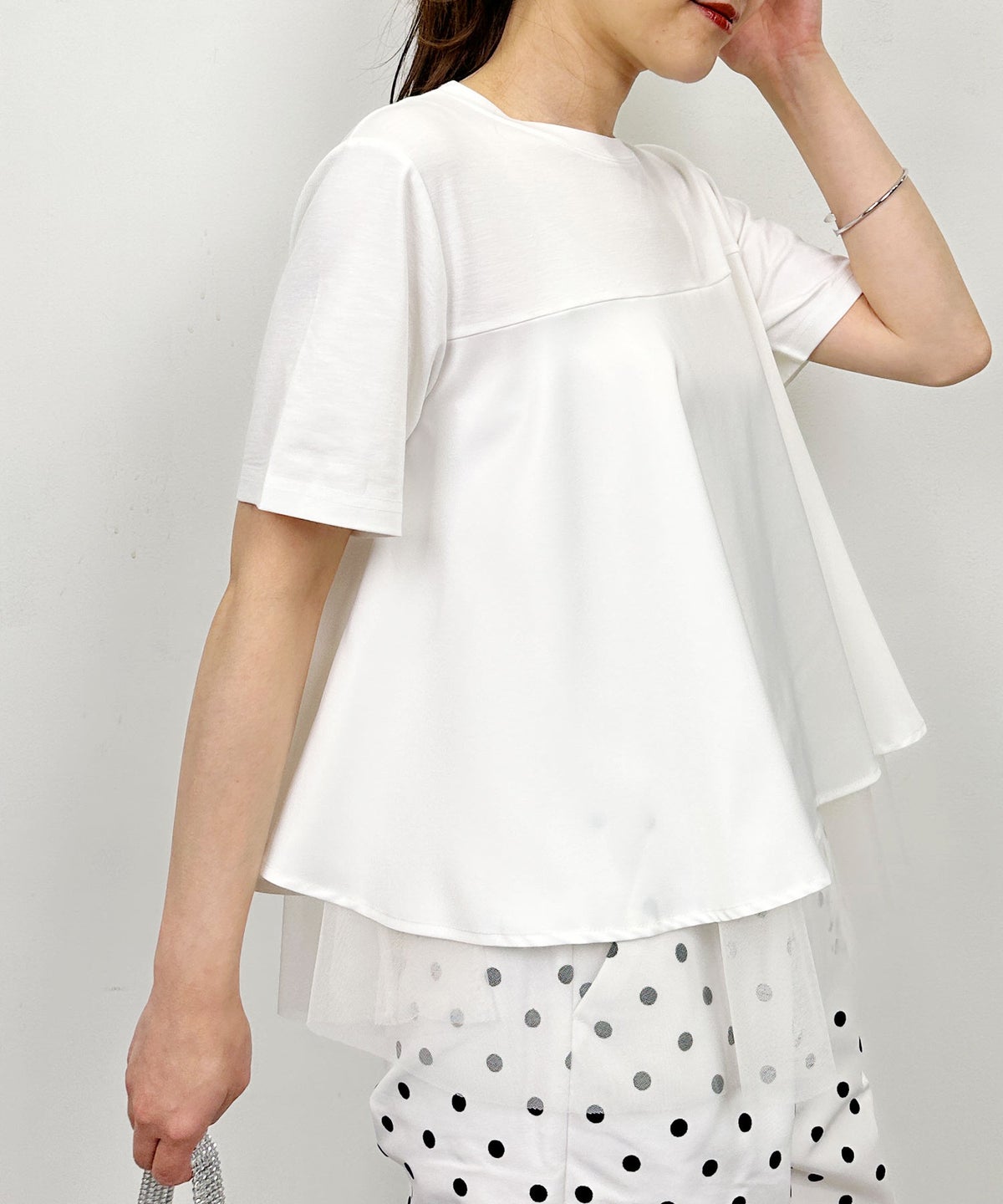 model：H164　着用サイズ：M　オフホワイト