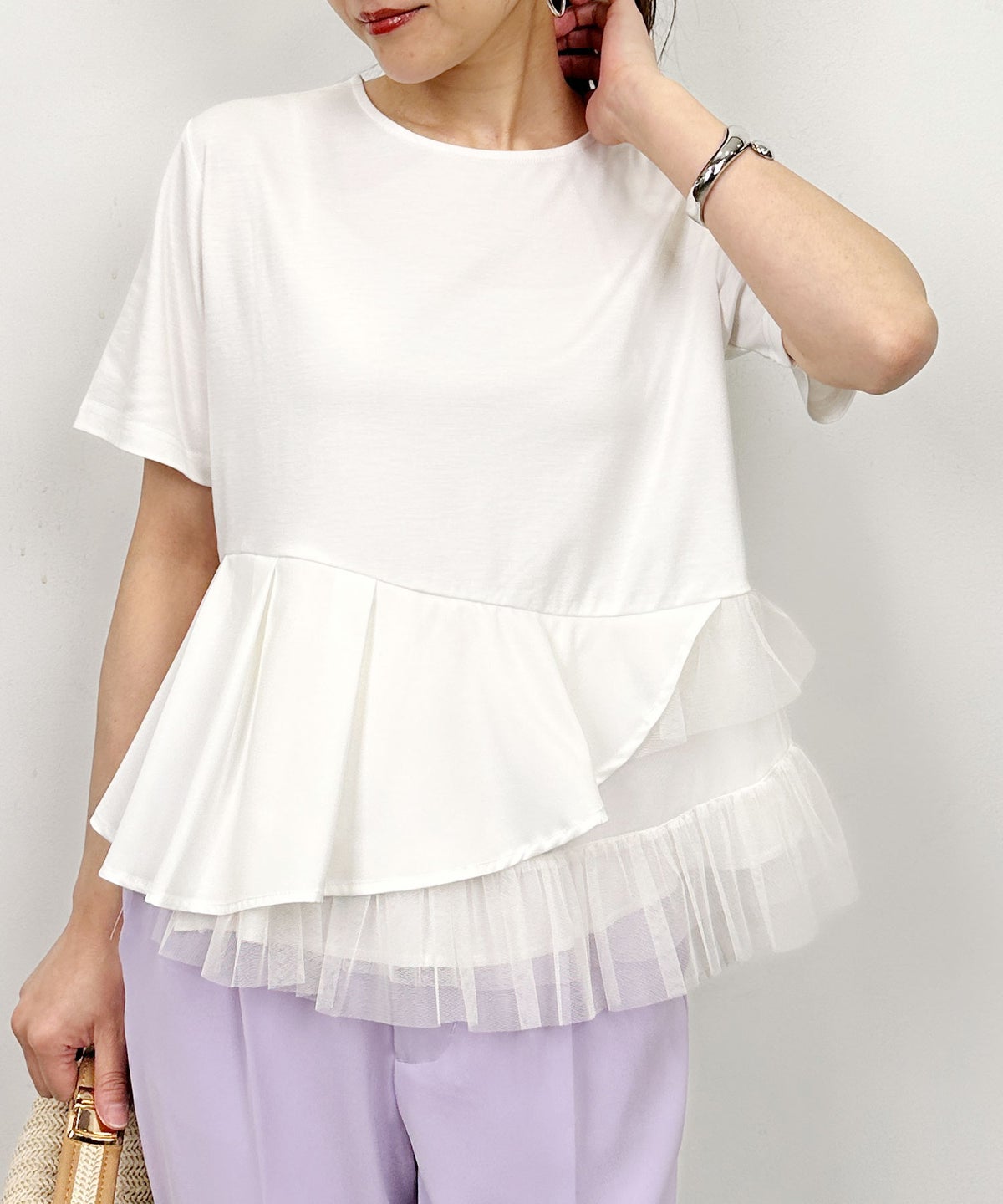 model：H164　着用サイズ：M　オフホワイト