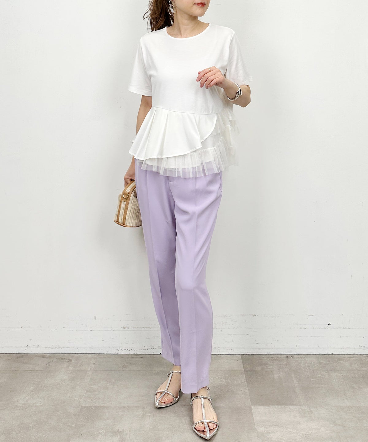 model：H164　着用サイズ：M　オフホワイト