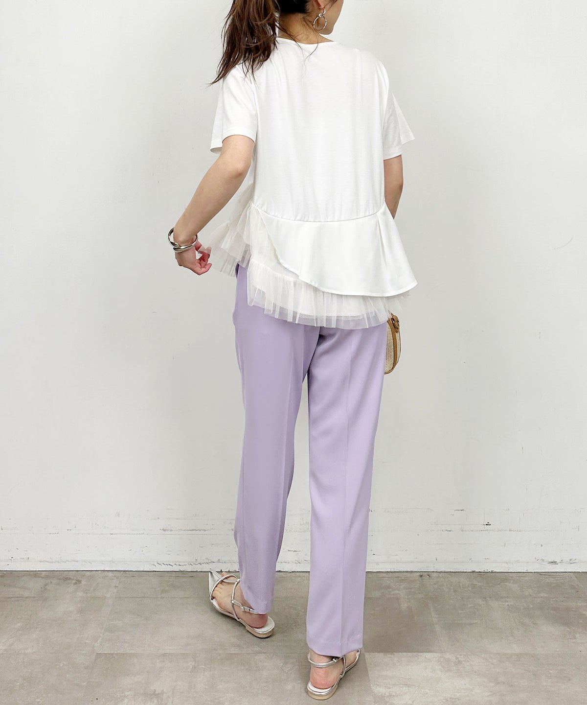 model：H164　着用サイズ：M　オフホワイト