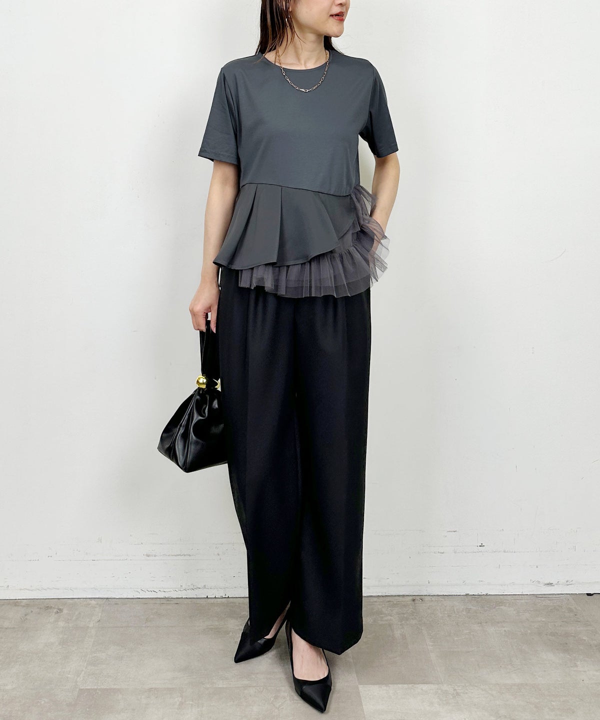 model：H164　着用サイズ：M　チャコールグレー