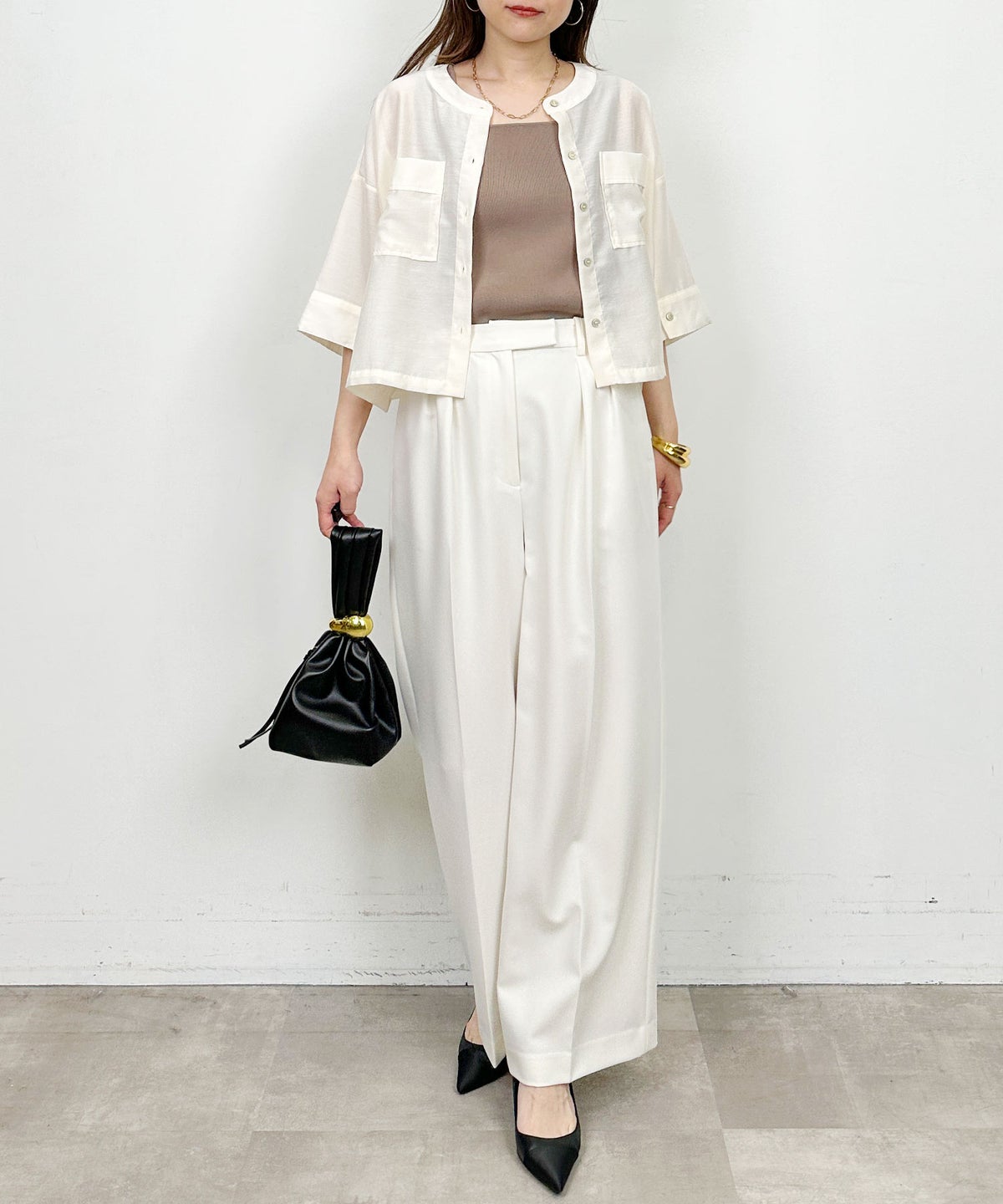 model：H164　着用サイズ：M　アイボリー