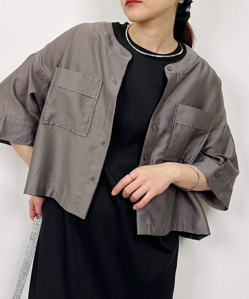 model：H164　着用サイズ：M　チャコールグレー