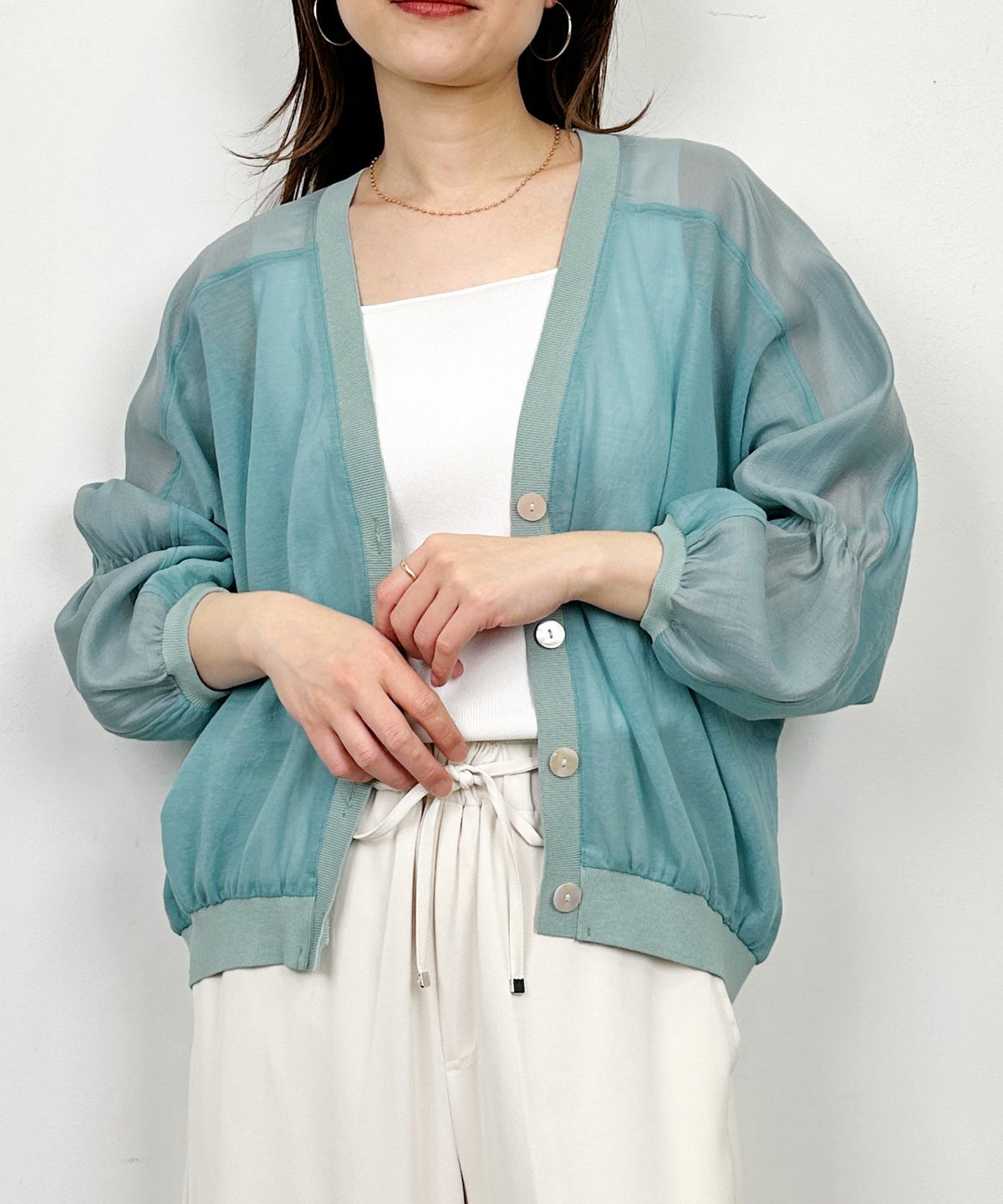 model：H164　着用サイズ：M　サックスブルー