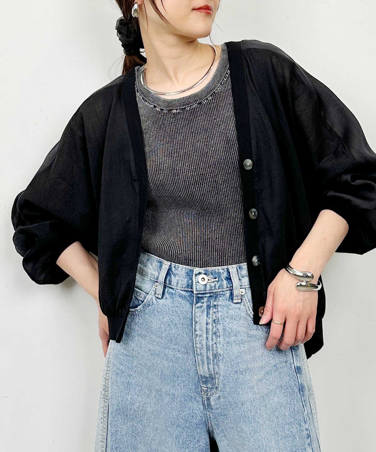 model：H164　着用サイズ：M　ブラック