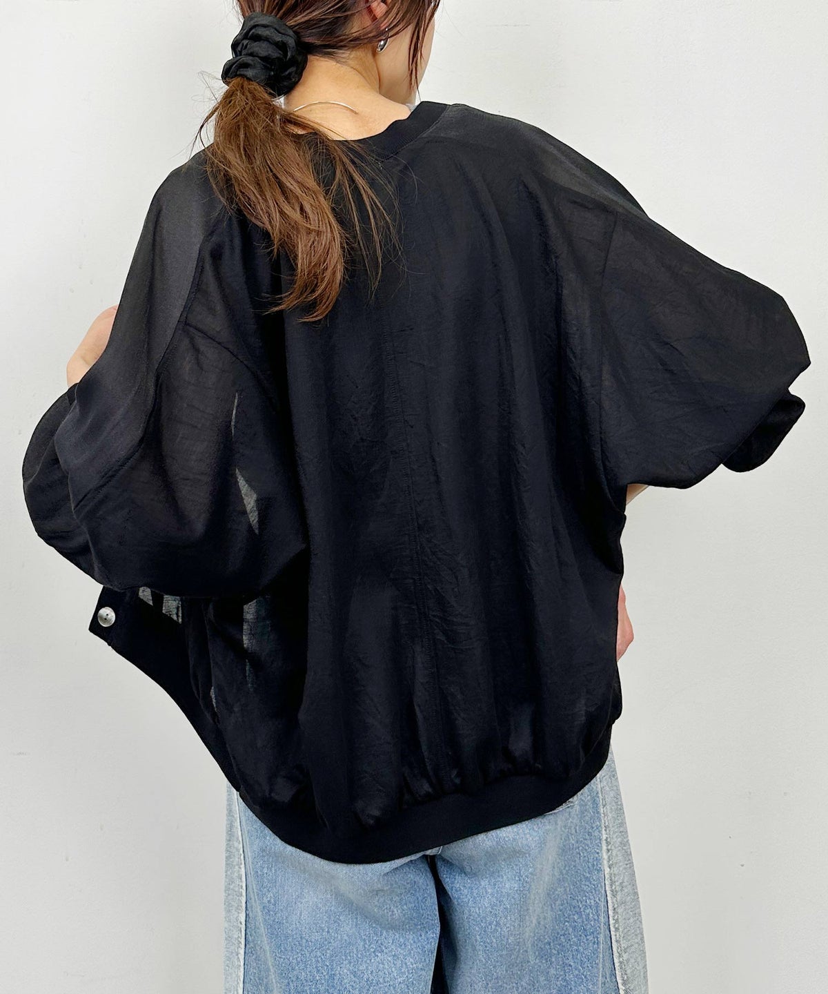 model：H164　着用サイズ：M　ブラック