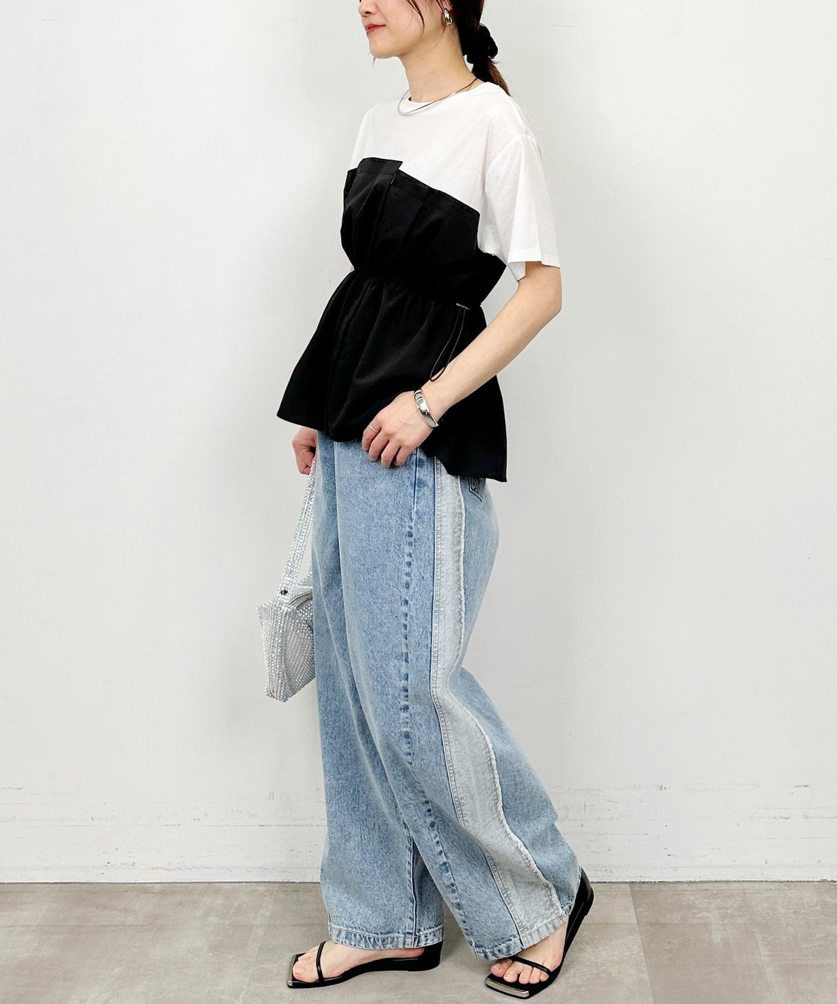 model：H164　着用サイズ：M　オフホワイト