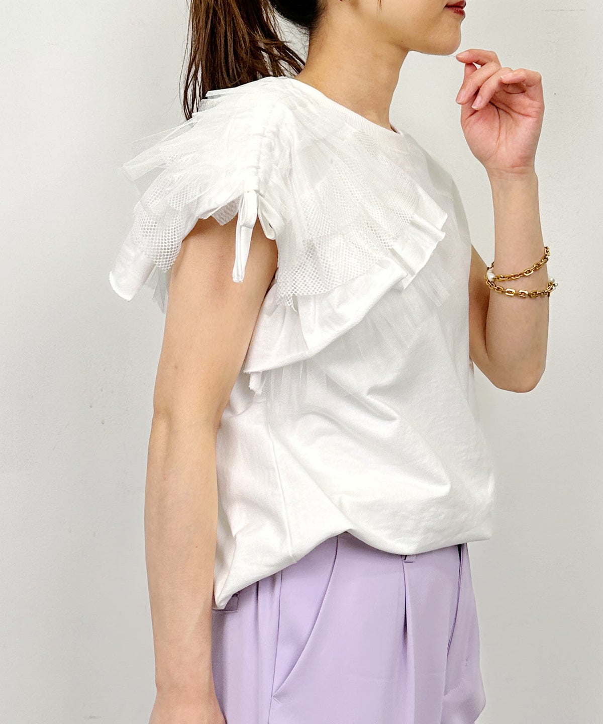 model：H164　着用サイズ：M　ホワイト
