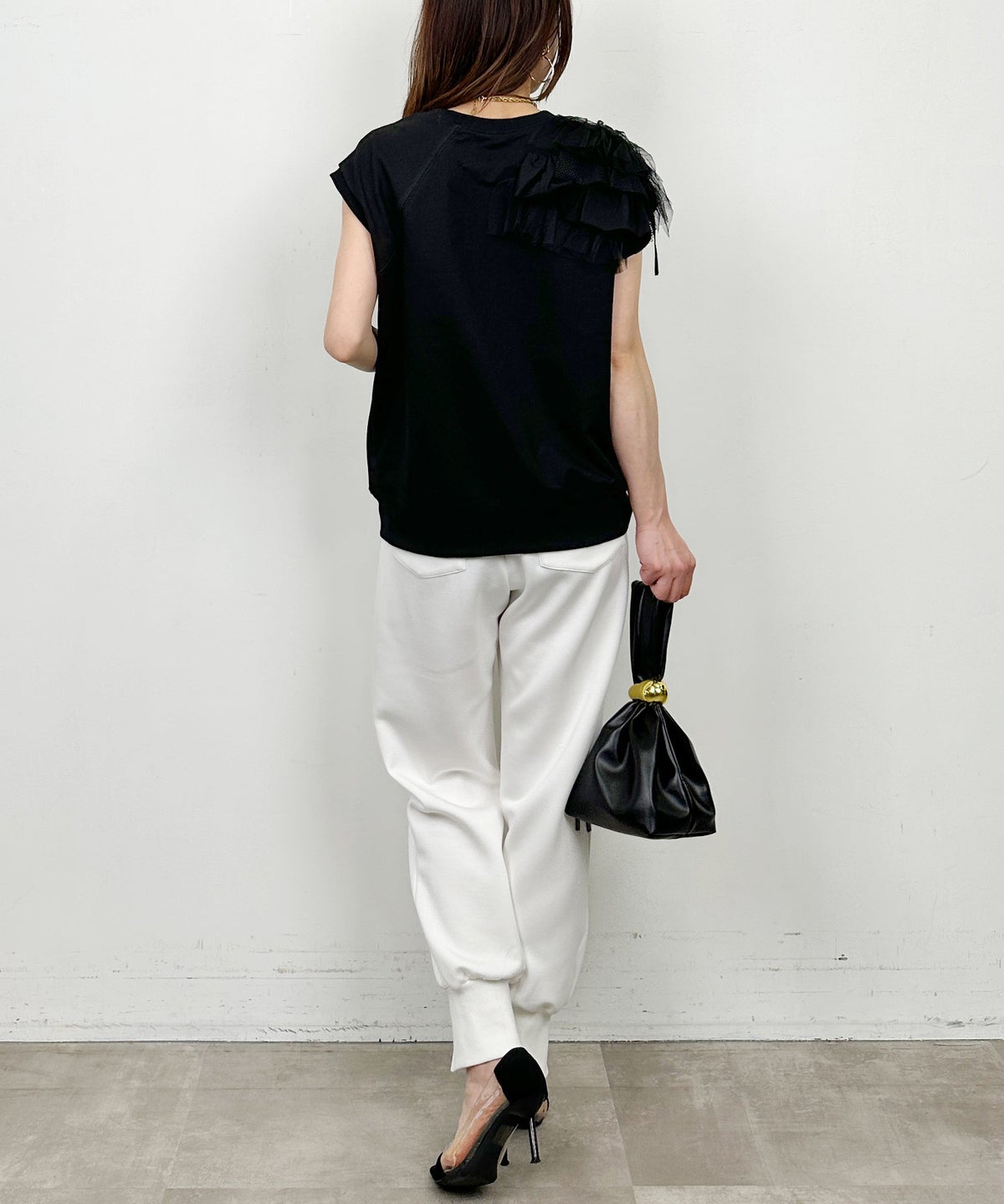 model：H164　着用サイズ：M　ブラック