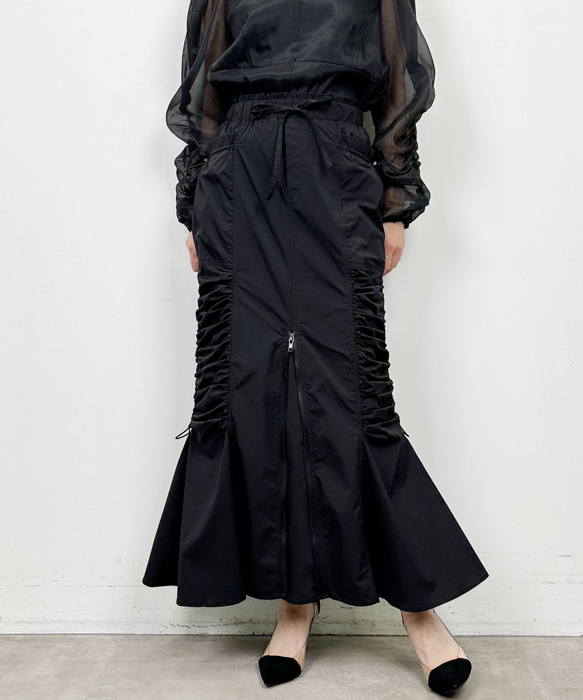 model：H164　着用サイズ：M
