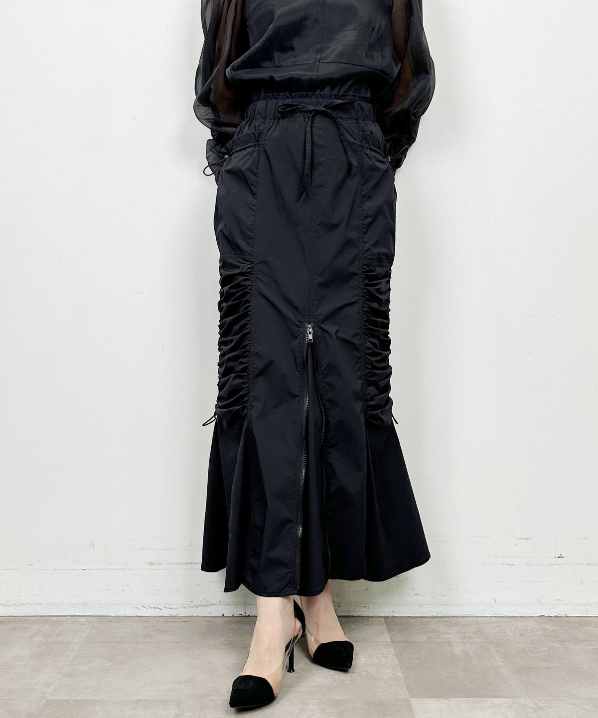 model：H164　着用サイズ：M
