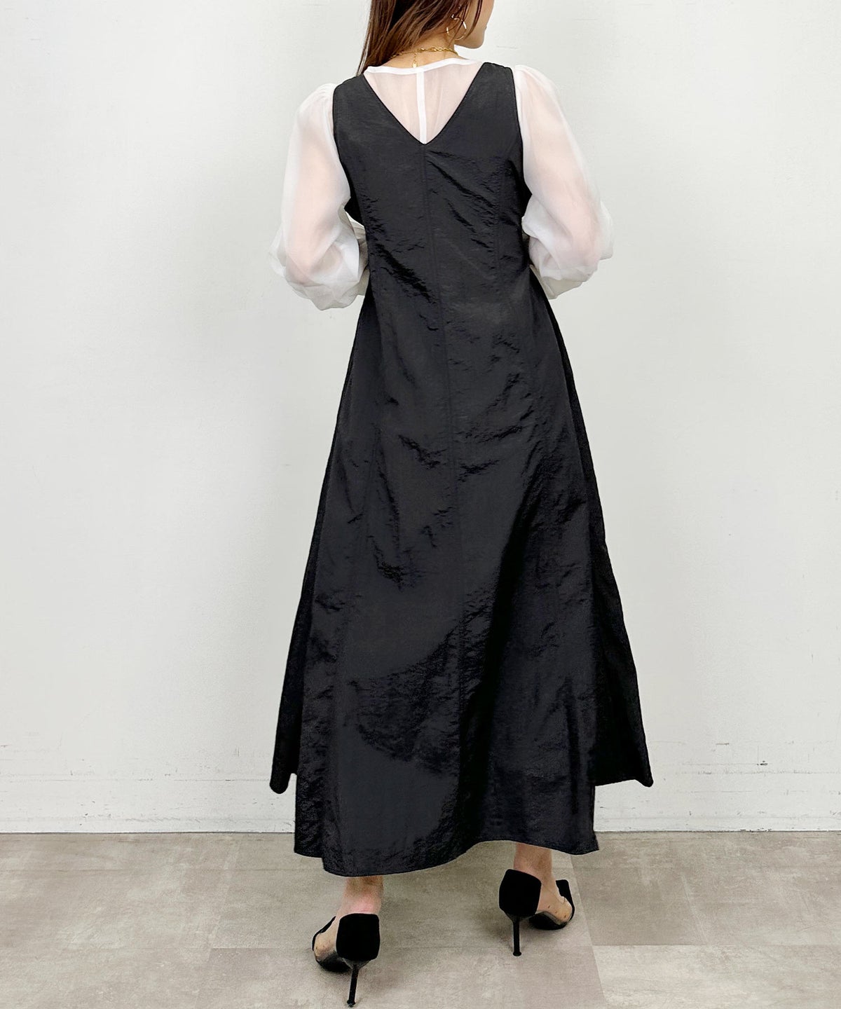 model：H164　着用サイズ：M　ブラック