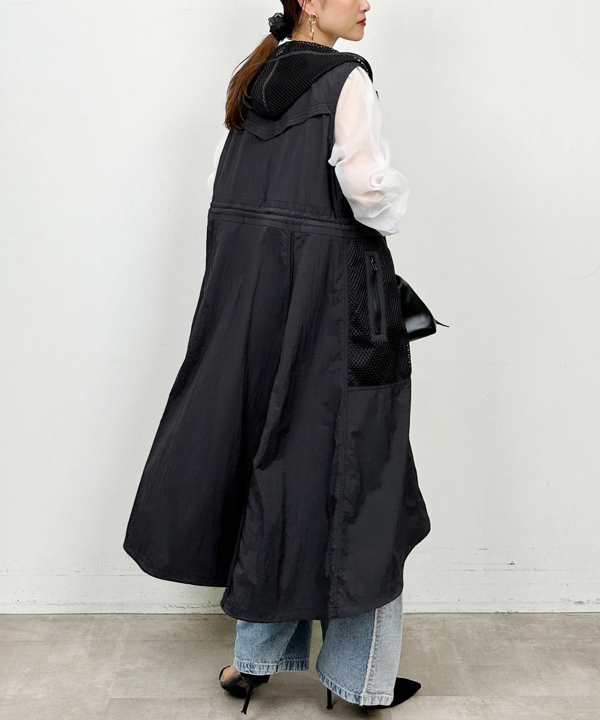 model：H164　着用サイズ：M　ブラック