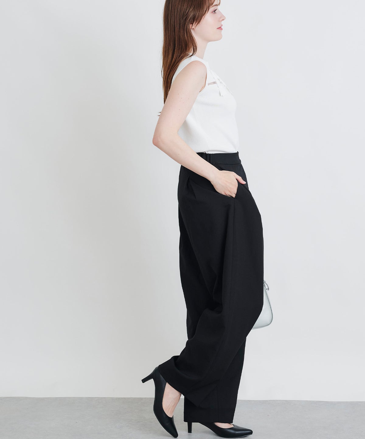 model：H160　着用サイズ：M　ブラック