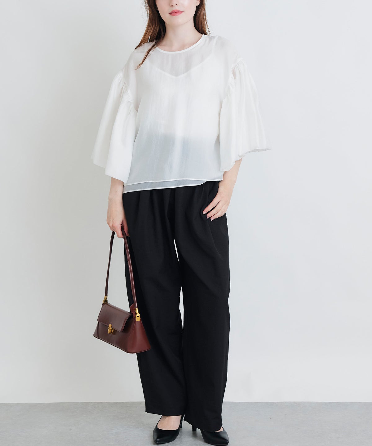 model：H160　着用サイズ：M　ブラック