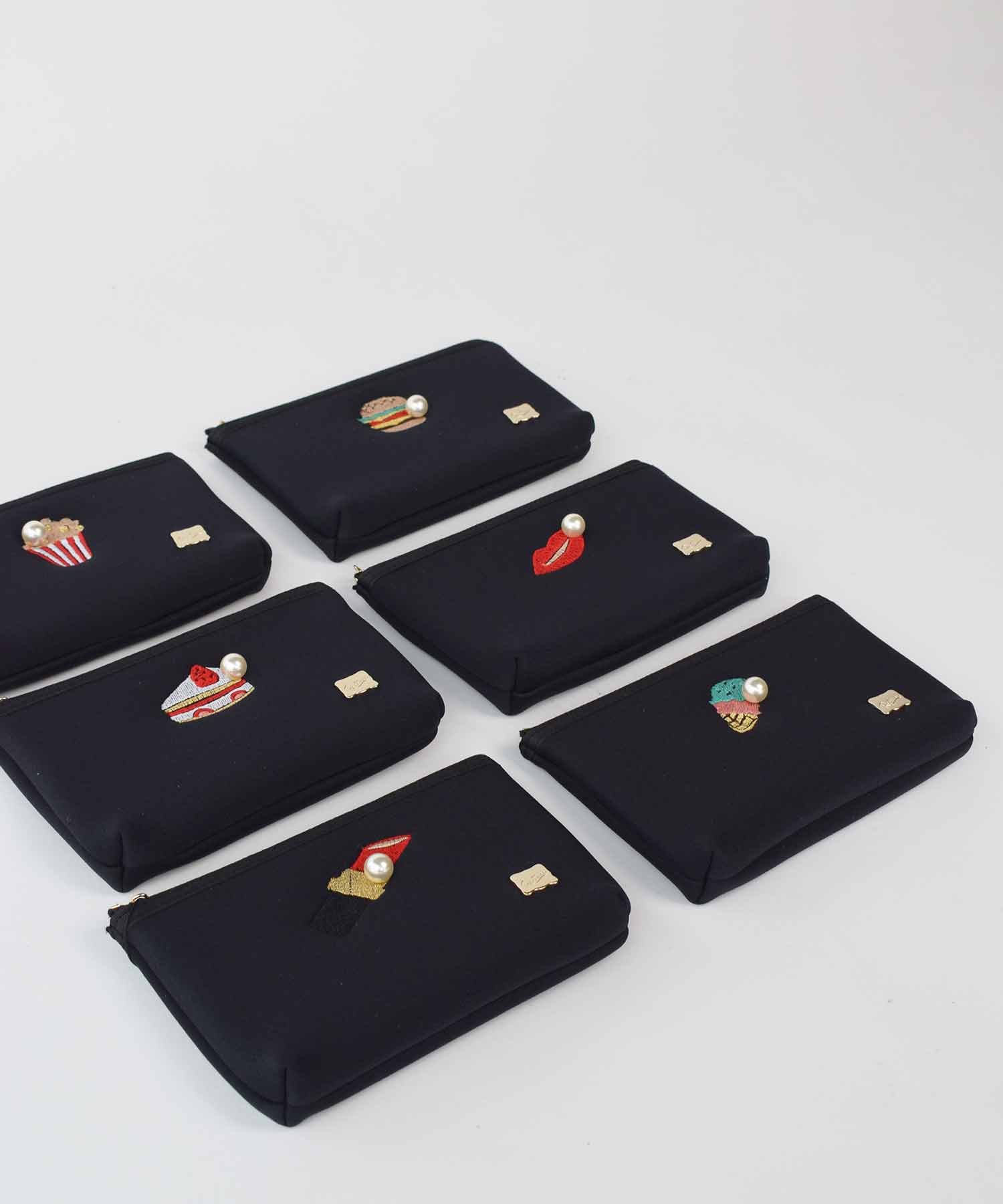 ネイプルズ モチーフ刺繍ポーチ Sサイズ | PICCIN (ピッチン) 公式通販