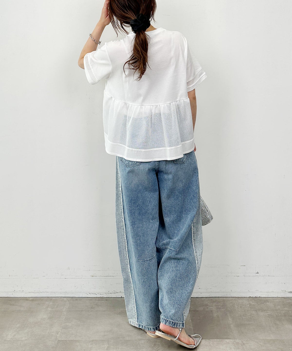 model：H164　着用サイズ：M　オフホワイト
