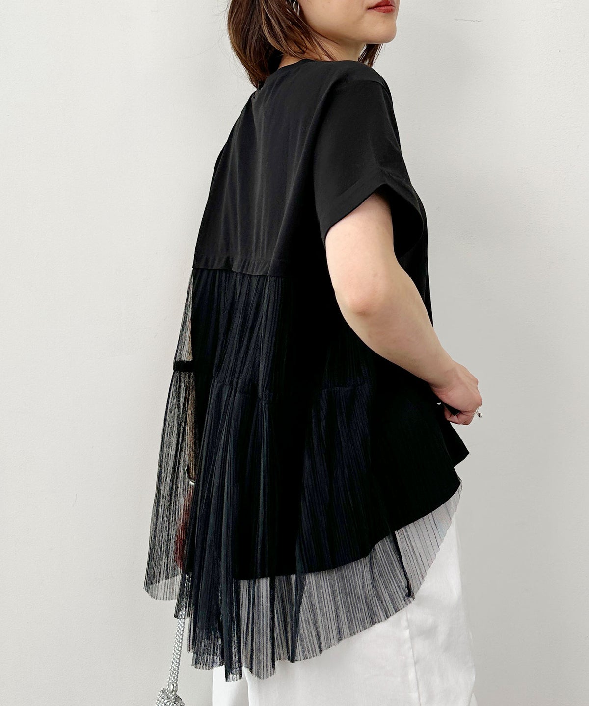 model：H164　着用サイズ：M　ブラック