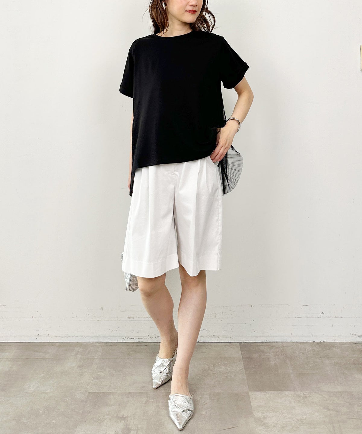 model：H164　着用サイズ：M　ブラック