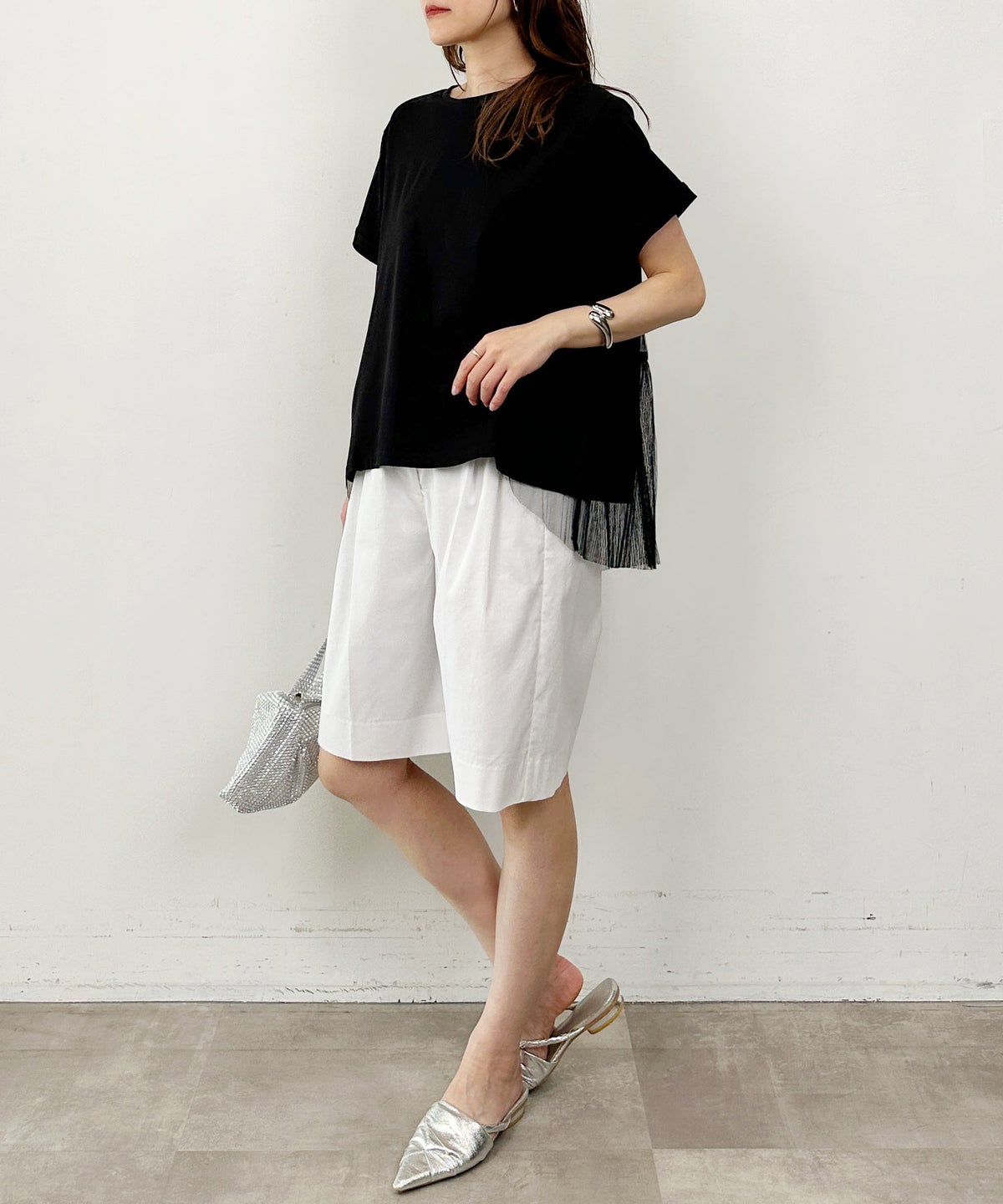 model：H164　着用サイズ：M　ブラック
