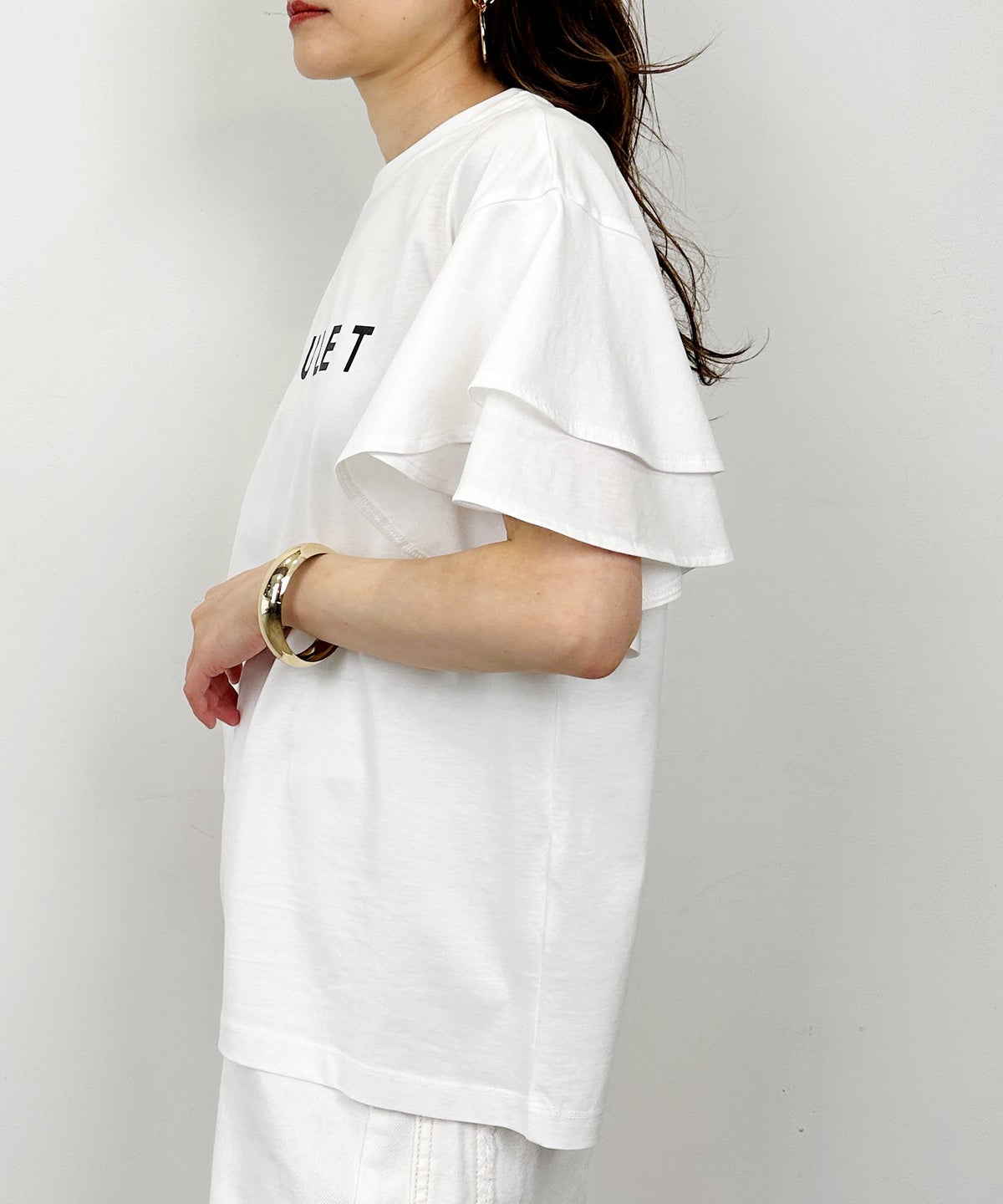 model：H164　着用サイズ：M　オフホワイト