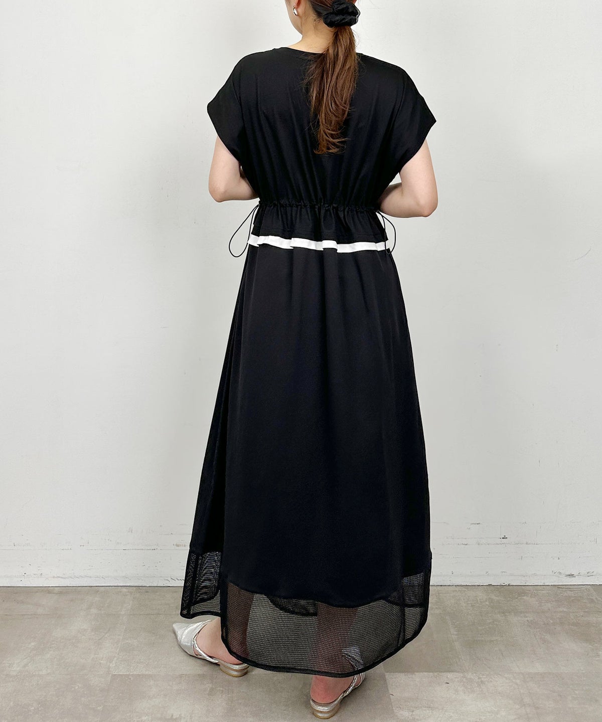 model：H164　着用サイズ：M　ブラック
