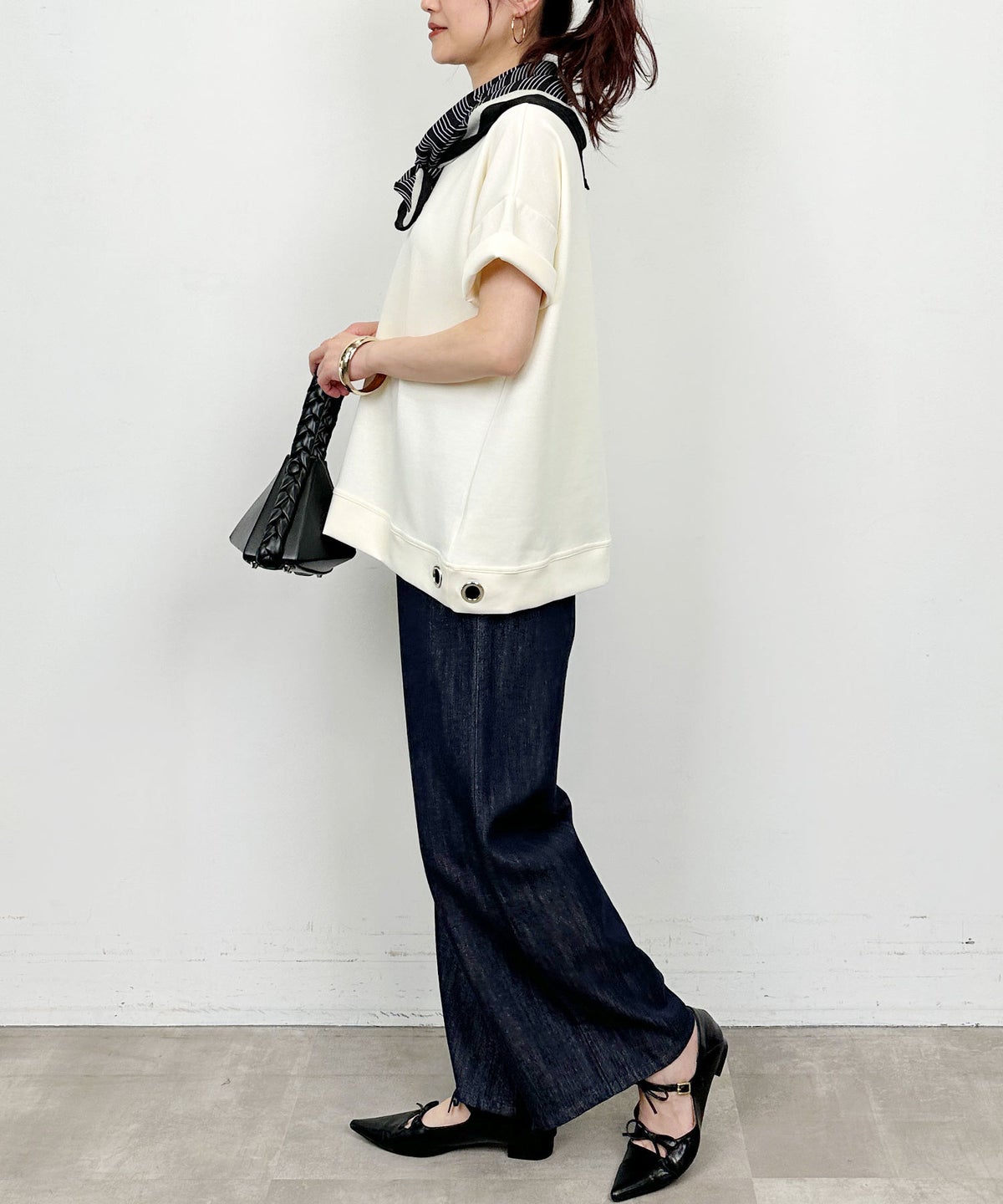 model：H164　着用サイズ：M　アイボリー