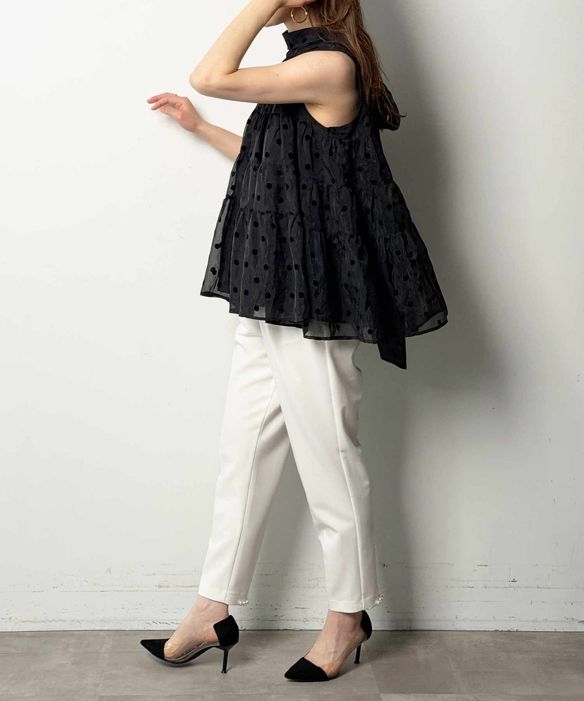 model：H164　着用サイズ：M　ブラック