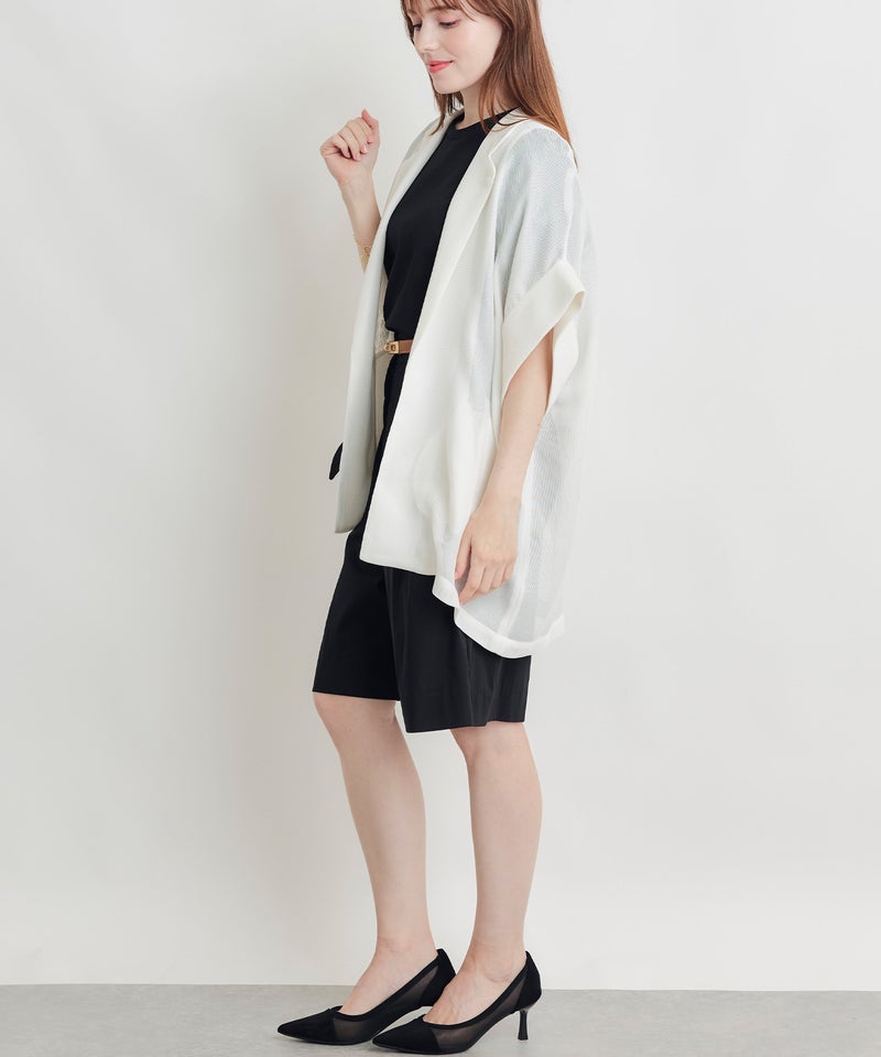 model：H160　着用サイズ：M　オフホワイト