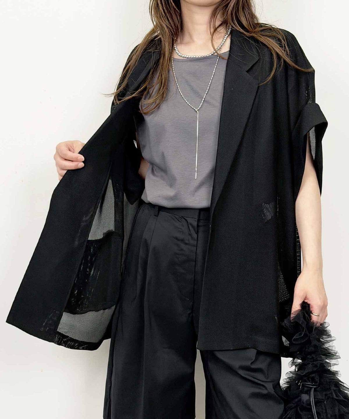 model：H164　着用サイズ：M　ブラック