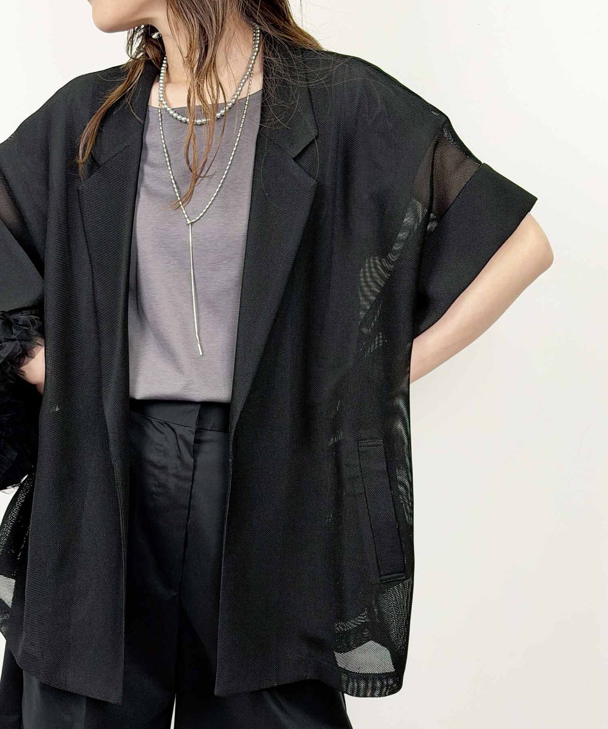 model：H164　着用サイズ：M　ブラック