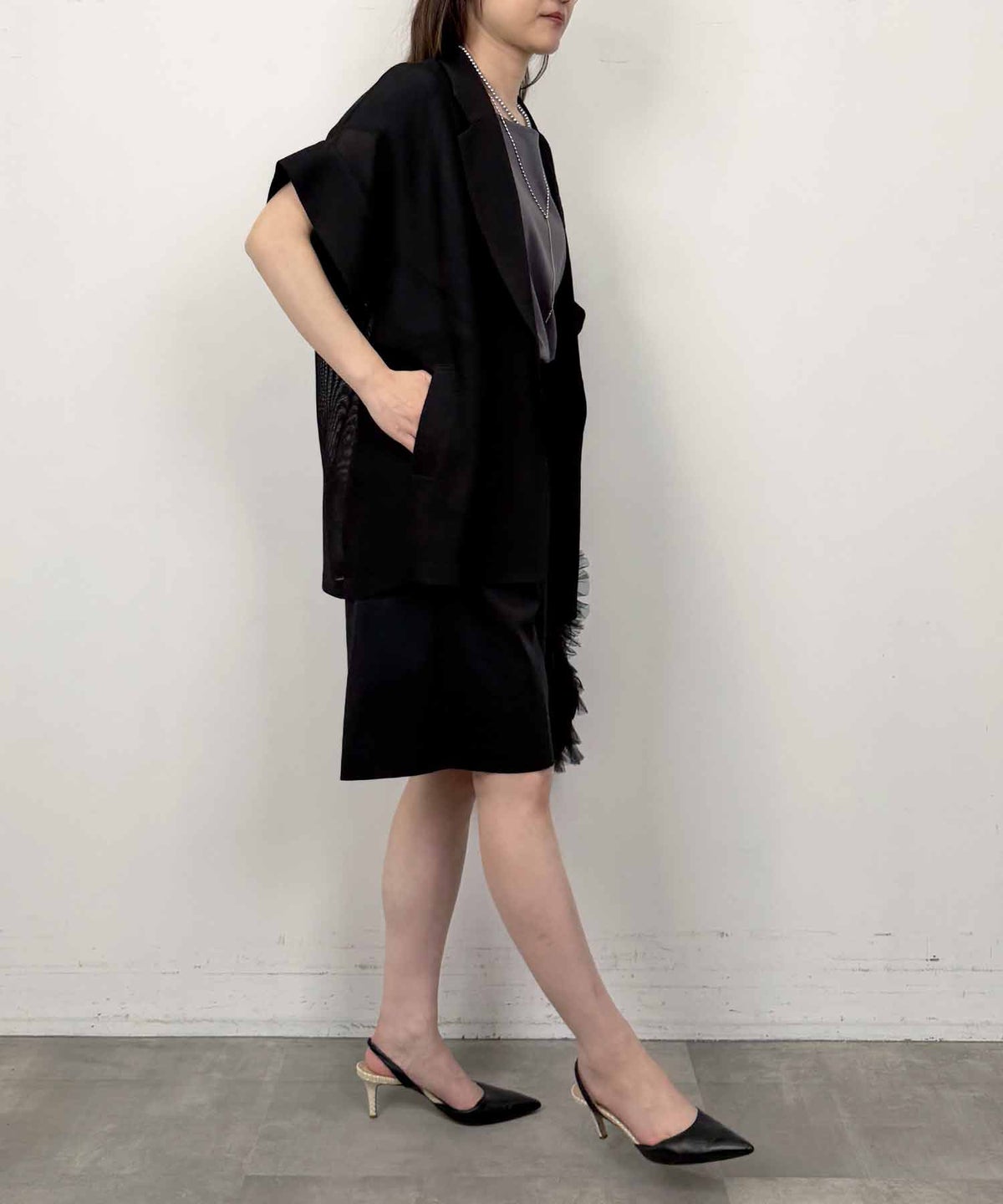 model：H164　着用サイズ：M　ブラック
