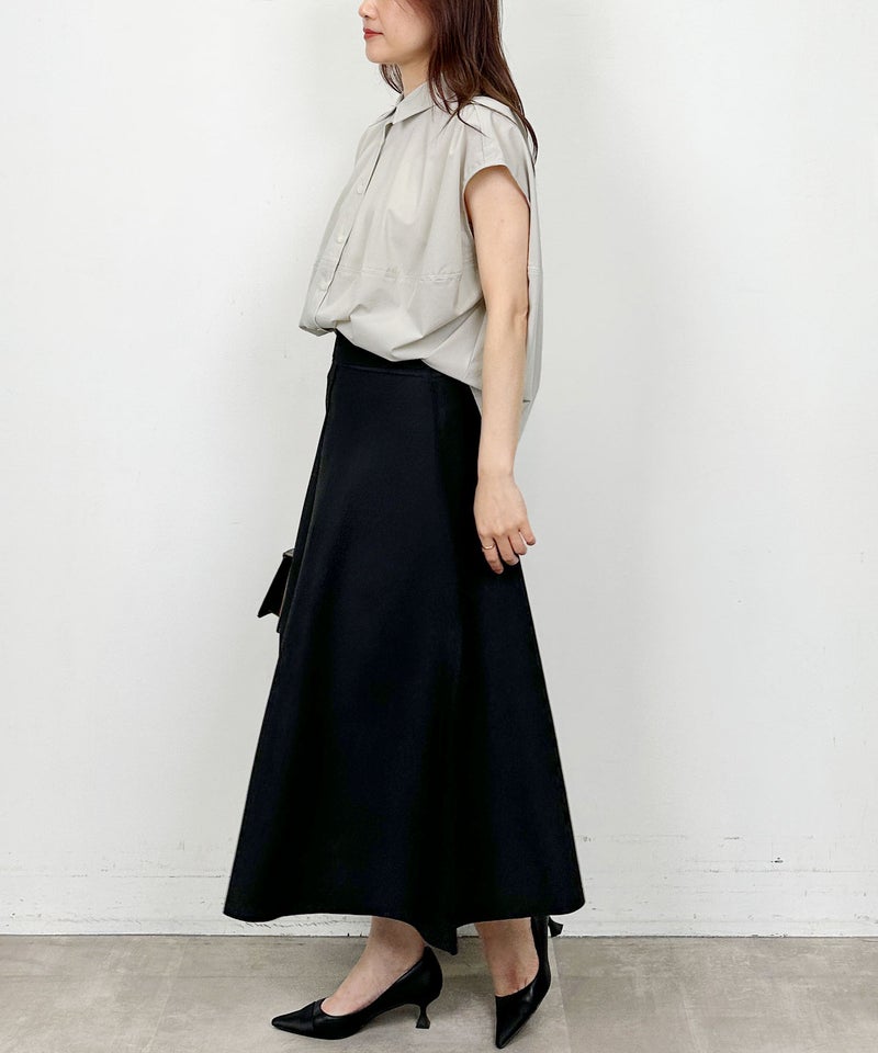 model：H164　着用サイズ：M　オフホワイト