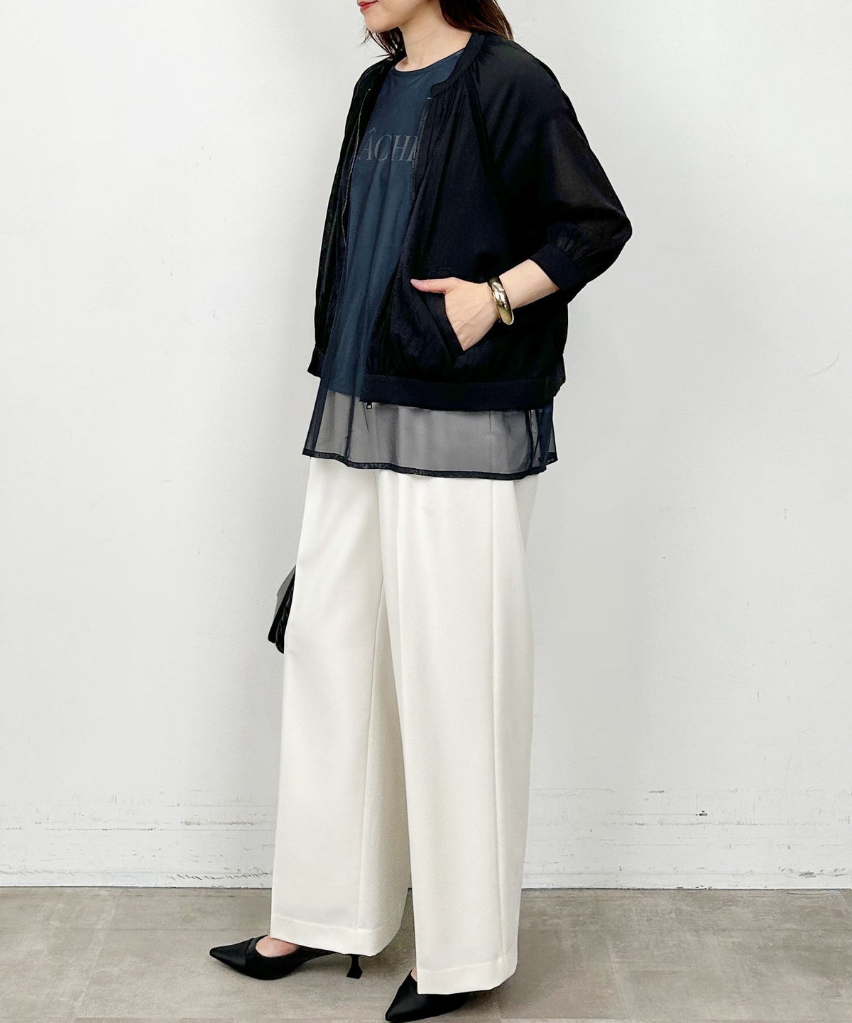 model：H164　着用サイズ：M　ブラック