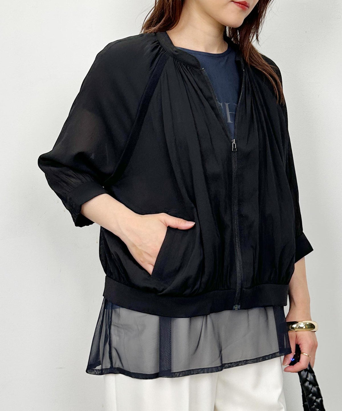 model：H164　着用サイズ：M　ブラック