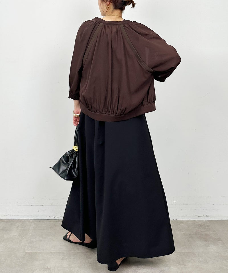 model：H164　着用サイズ：M　ブラウン