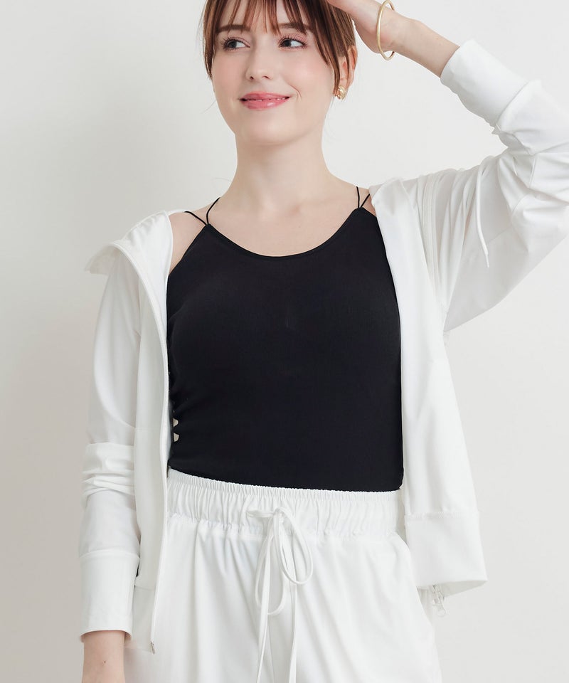 model：H160　着用サイズ：M　オフホワイト