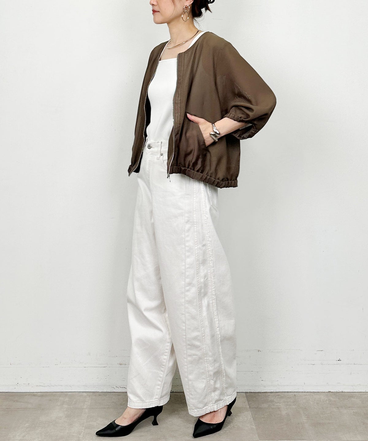 model：H164　着用サイズ：M　カーキ